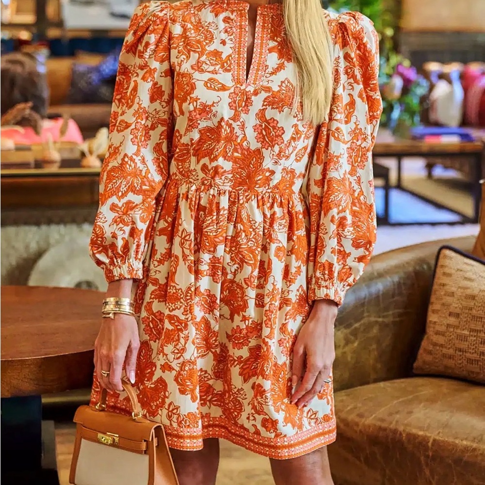 NEW WITH TAGS- Melanie Orange Floral Short Dress